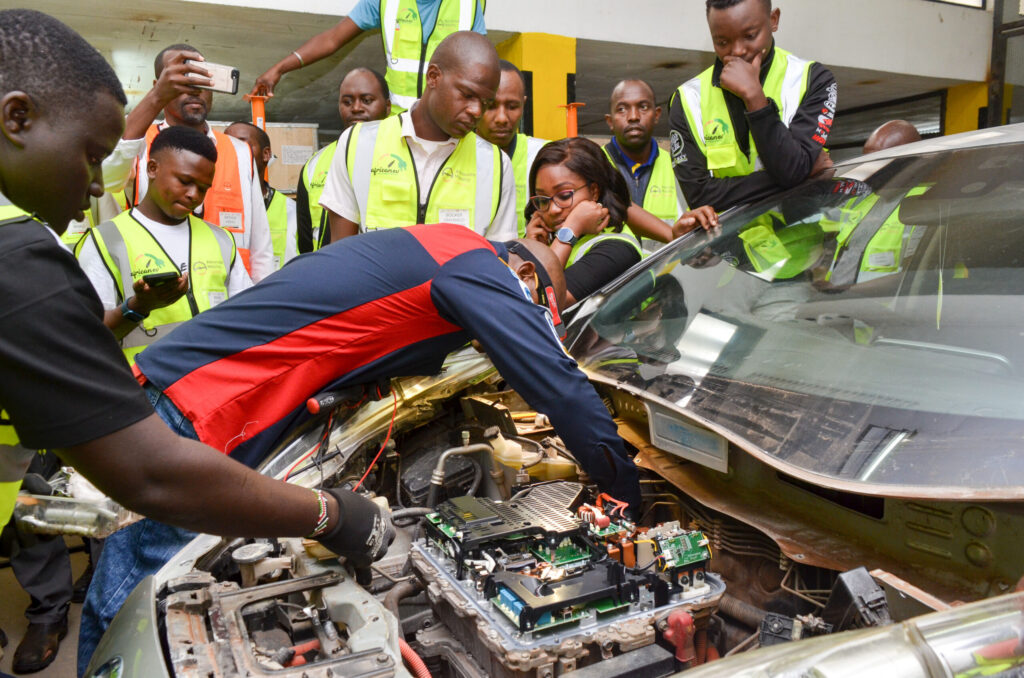 AfricaNEV & Advanced Mobility Conclude Successful E-Mobility Training Program in Kenya