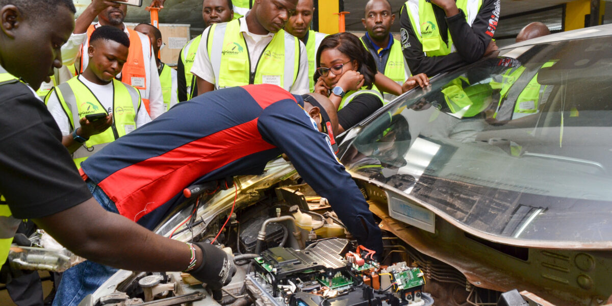 AfricaNEV & Advanced Mobility Conclude Successful E-Mobility Training Program in Kenya