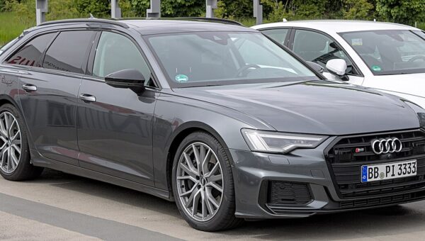 Audi S6 Avant e-tron