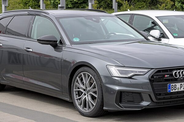 Audi S6 Avant e-tron