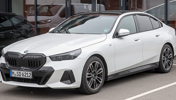 BMW i5 xDrive40 Sedan (MY25)