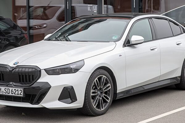 BMW i5 xDrive40 Sedan (MY25)