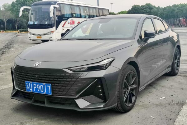Changan UNI-V 2.0T