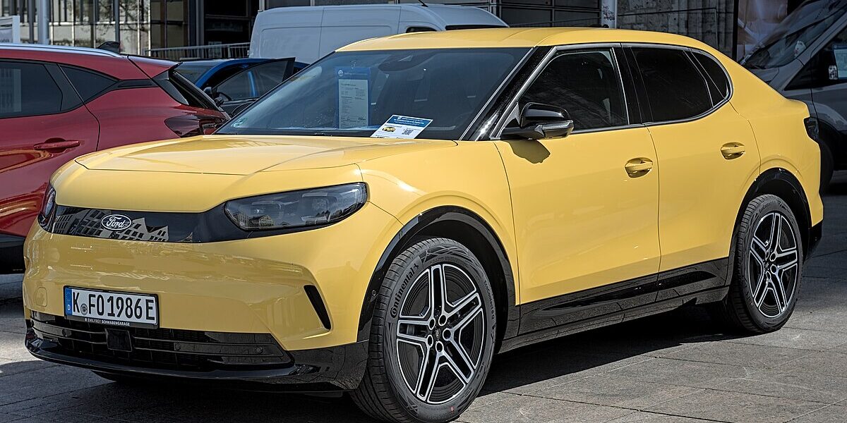 Ford Capri Extended Range RWD