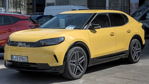 Ford Capri Extended Range RWD