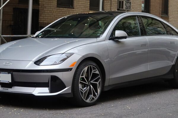 Hyundai IONIQ 6 Standard Range 2WD