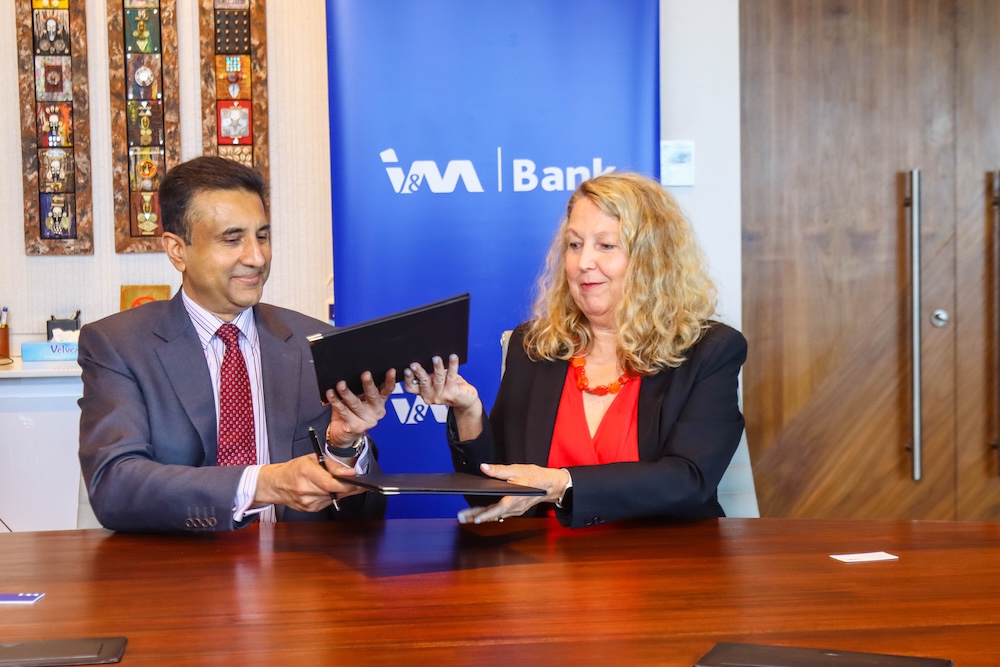 IM Bank and Sweden's Sida Seal $30 Million Green Finance Deal