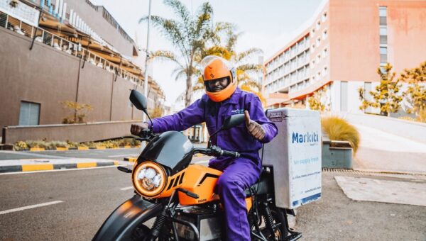 Kenya Debuts Africa's First All-Electric Food Chain with Roam and Keep