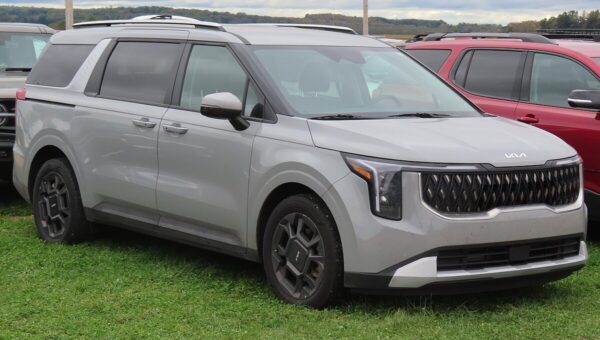 Kia Carnival Hybrid