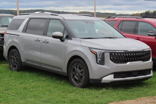 Kia Carnival Hybrid