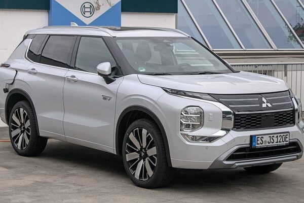 Mitsubishi Outlander PHEV
