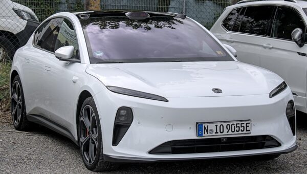 NIO ET5 Touring Long Range