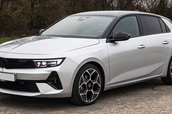 Opel Astra Sports Tourer Electric