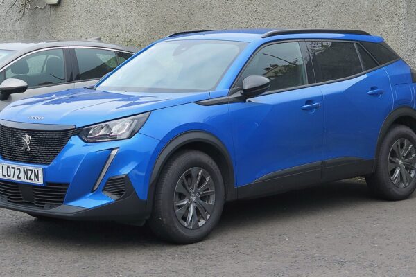 Peugeot e-2008 54 kWh