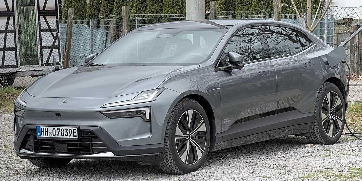 Polestar 4 Long Range Single Motor