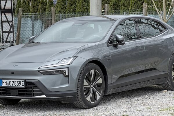 Polestar 4 Long Range Single Motor