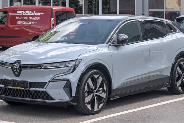 Renault Scenic E-Tech EV60 170hp