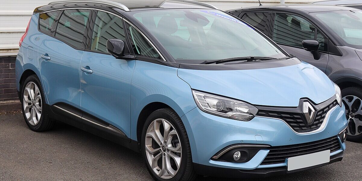 Renault Scenic E-Tech EV87 220hp