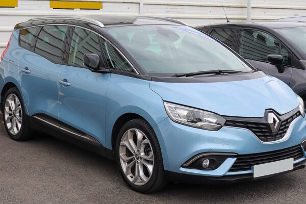 Renault Scenic E-Tech EV87 220hp