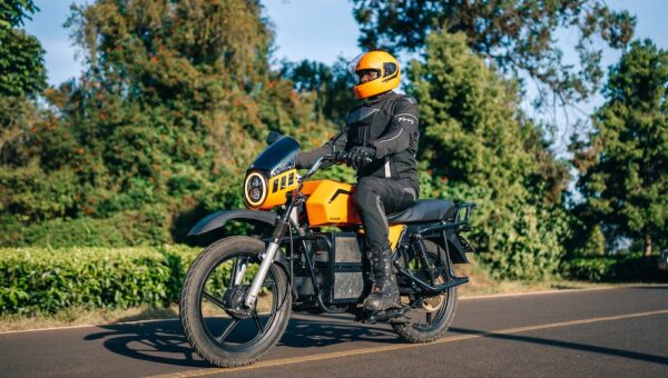 Roam’s Electric Motorcycle to Ride 1,600 km Nairobi–Addis with Portable Charger Ahead of Africa E-Mobility Week