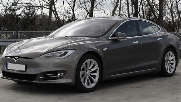 Tesla Model S Plaid