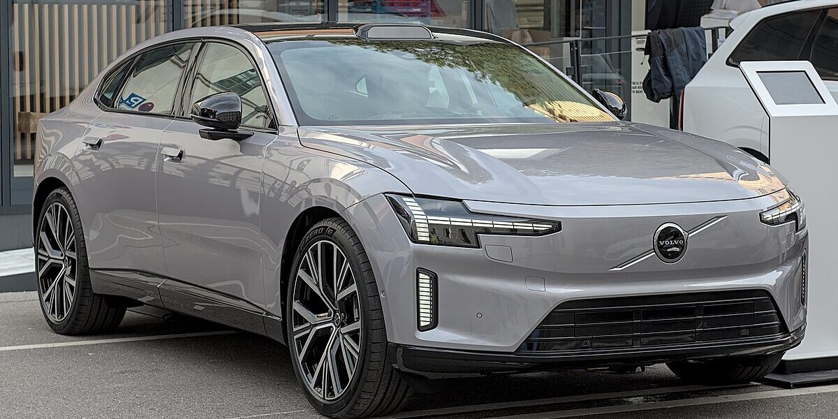 Volvo ES90 Twin Motor Performance (MY26)