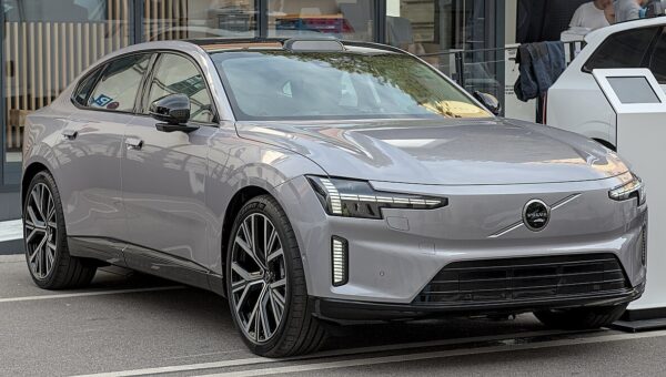 Volvo ES90 Twin Motor Performance (MY26)