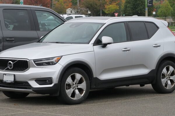 Volvo EX40 Twin Motor Performance (MY26)