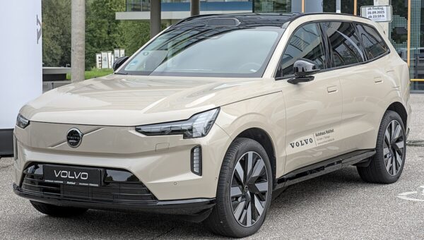 Volvo EX90 Twin Motor Performance (MY24-26)