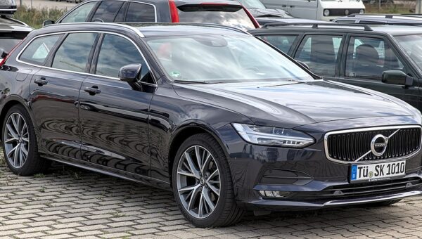 Volvo V90CC B6 AWD